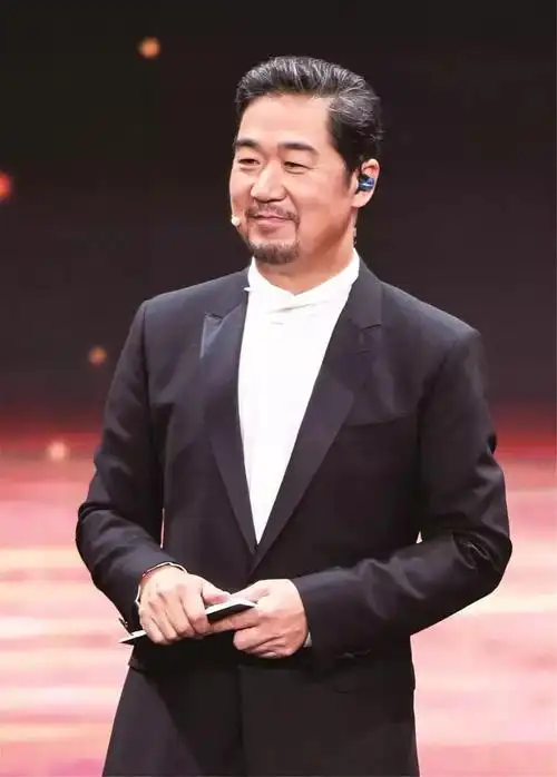 央视三套19:30,梦之蓝《国家宝藏》马上开播!_张国立