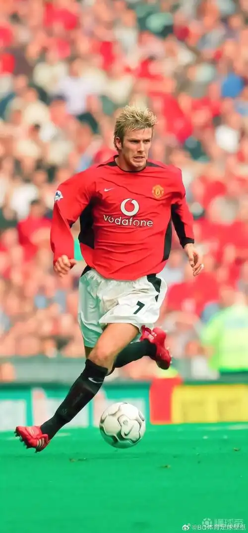 【足坛老照片#11】曼联时期的贝克汉姆|曼联|贝克汉姆|懂球帝