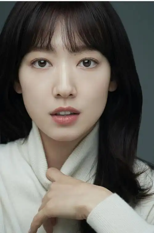 在影迷看来,目前最漂亮最有人气的10位韩国女演员