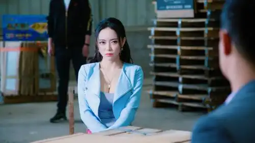 女演员潘春春的成长之路非常交易定档暑期档