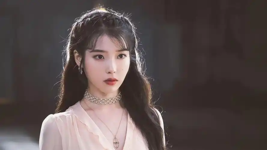 13m上传时间:2021-06-04壁纸标签:iu李知恩壁纸封面图初恋李知恩壁纸