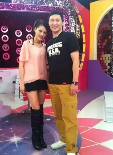 严立婷产后上节目曾国城大赞更有女人味