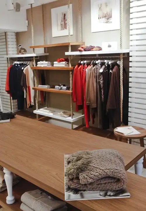 小型女装店装修装潢效果图