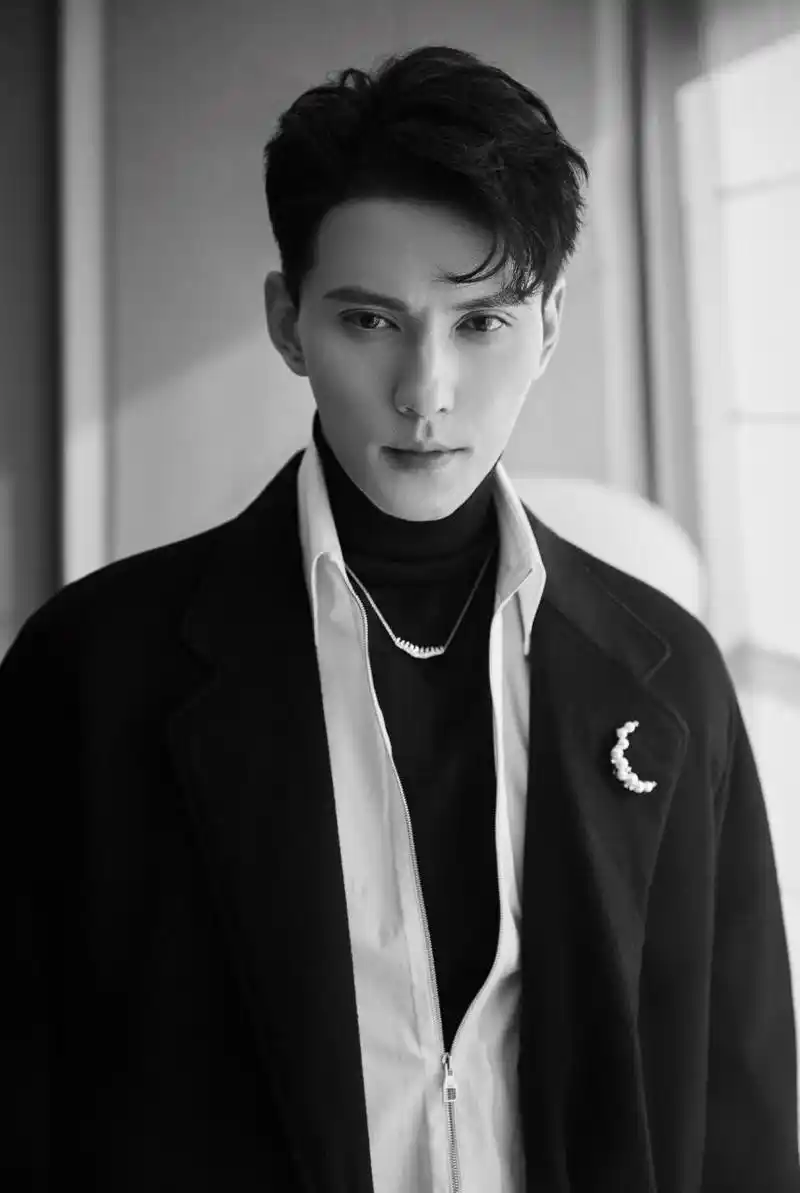 影帝的公主已官宣开机徐正溪演绎高冷影帝穆廷州