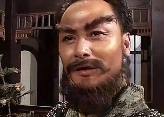 他让林朝英徒弟怀上他的娃,让黄蓉为他生一女,让大嫂生下一儿子