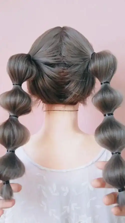 适合小个子扎的双马尾灯笼辫,简单好看