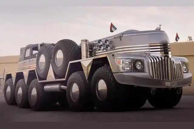 14个车轮的豪车,不要告诉我也你见过!