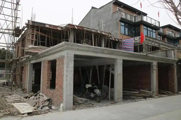 萧山为一级伤残军人翻盖新房子