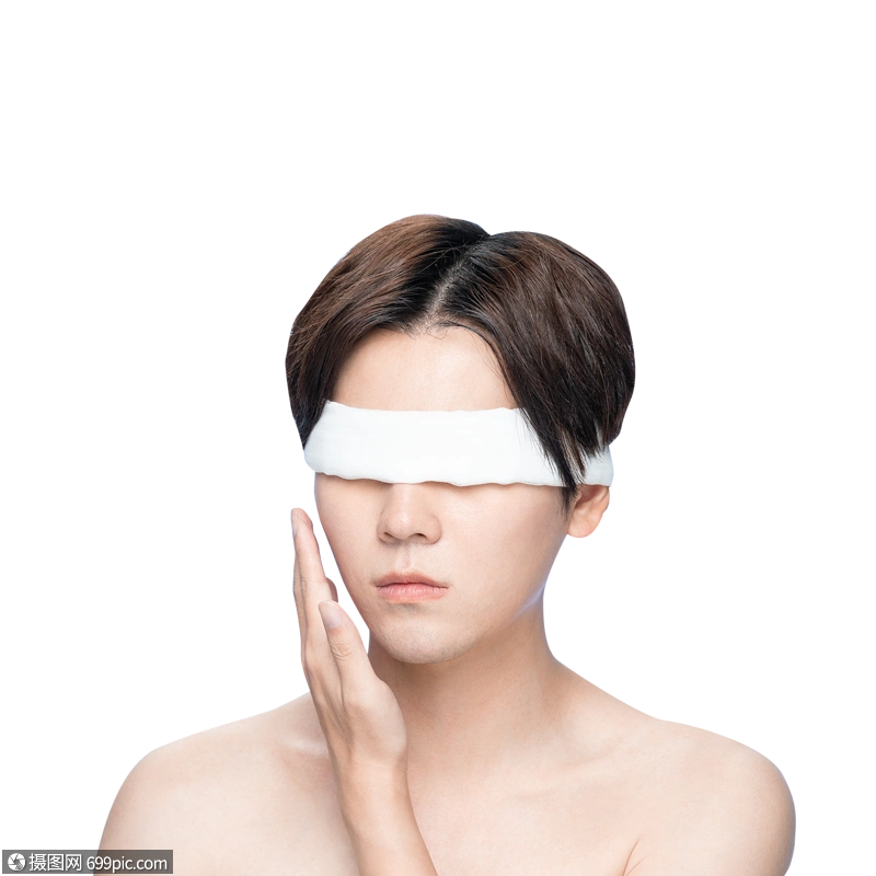 青年男性眼部缠绑手术纱布人像模特