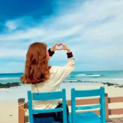 图片伤感背影一个人 女生背影微信头像图片