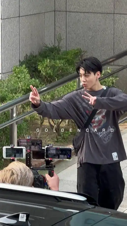 231013 音乐银行事前录制下班柾国好帅 我发疯了#田柾国