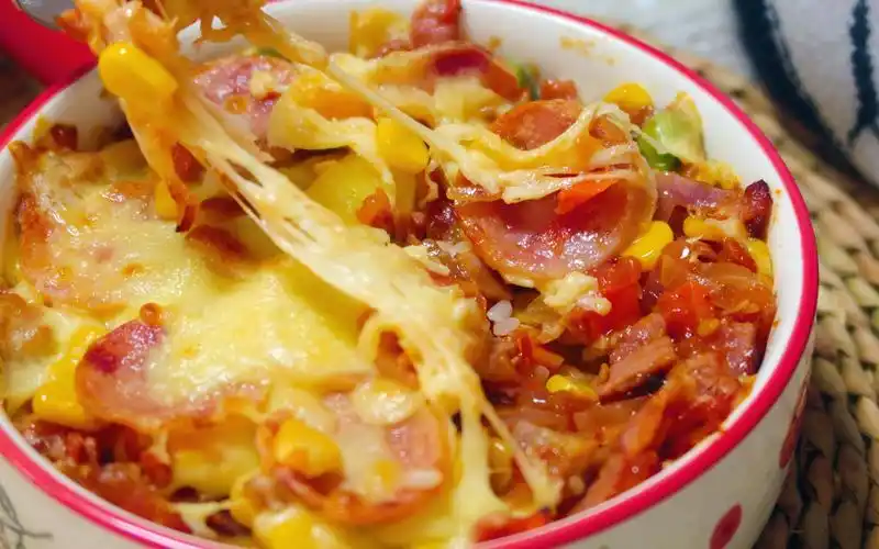 超简单的培根芝士焗饭,专治"拉丝情节"严重者~_哔哩哔哩_bilibili