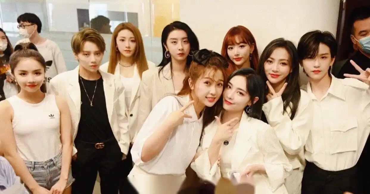 the nine合体直播后刘雨昕,孔雪儿,陆柯燃粉丝维权,刘雨昕粉丝拒绝