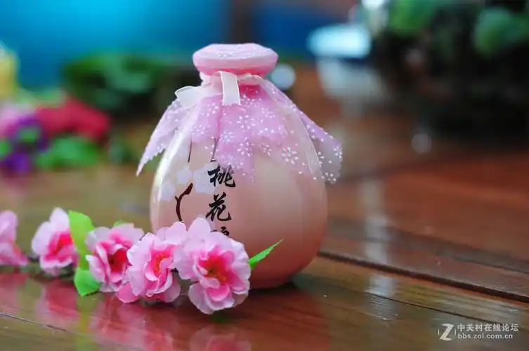 静物拍摄桃花酿