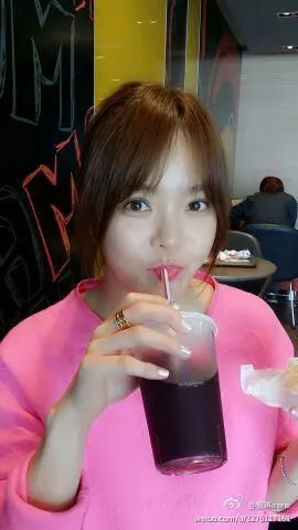 蔡琳高梓淇照片秀恩爱 尽显二人小甜蜜