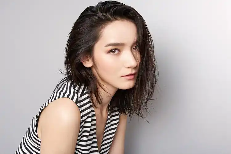 穆克代斯·库尔班