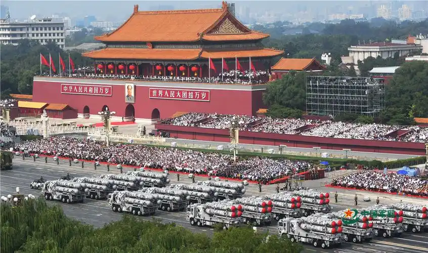 阅兵视觉丨看了又看 32个装备方队受阅经典场面(15)_中国军情_军事