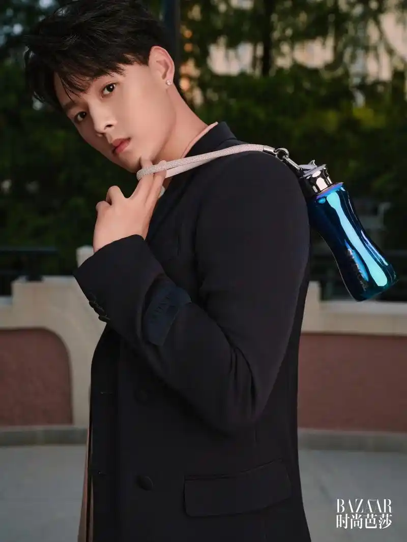 奥运观赛搭"紫"9799@jeffrey董又霖