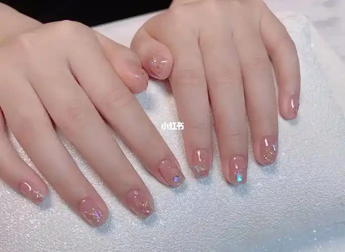 简单好看的美甲款式