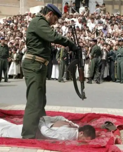 钦南两抢打击组民警抓获一名盗窃犯罪嫌疑人供认盗窃作案27次