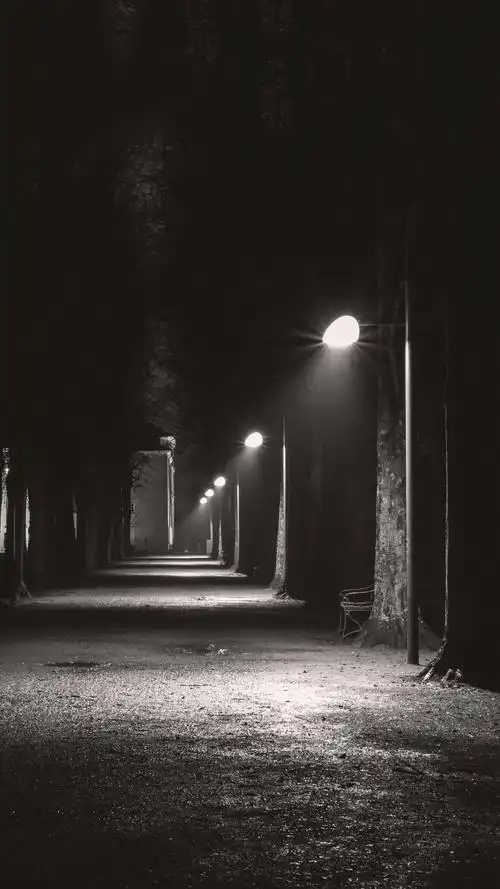 今日更新 刚刚被和谐了 所以重新上传了07 渐亮壁纸要ios11.