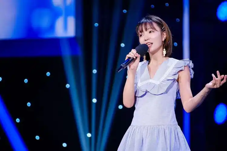 原创对小潘潘的痛批是否过分谁来继承发扬传统文化