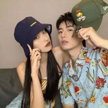 2021最甜情侣头像真人一对两张双人