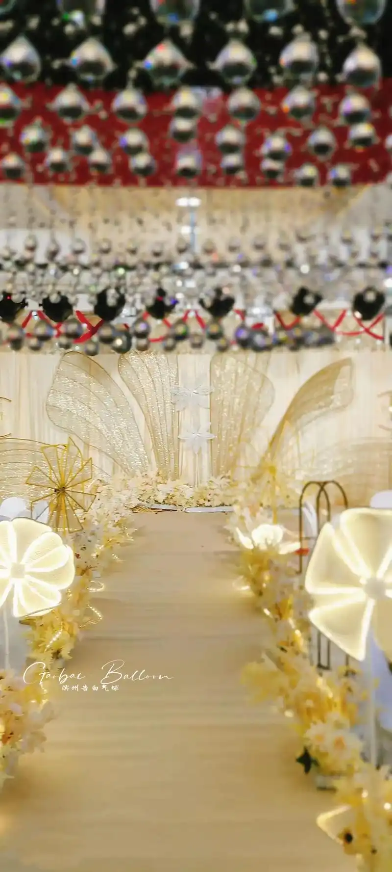 滨州小预算婚礼90布置.简约高级大气香槟色婚90无论流行的 - 抖音