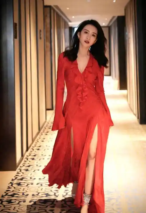 大张伟当着王鸥的面喊杨幂,让人想起了王鸥刘恺威夜光剧本,尴尬_密室