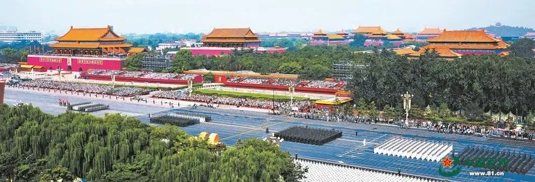 15次国庆阅兵,15次影像记录,"新影"积累宝贵影像档案 - 中国军网