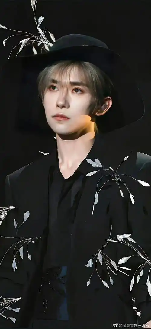 易烊千玺新生之夜大秀官宣##易烊千玺新生之夜下周见