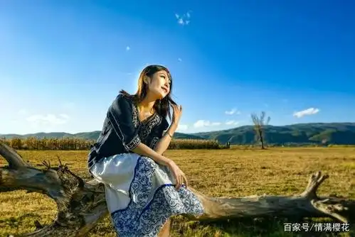 成熟不是心变老,是历经繁华沧桑,还能够淡然一笑