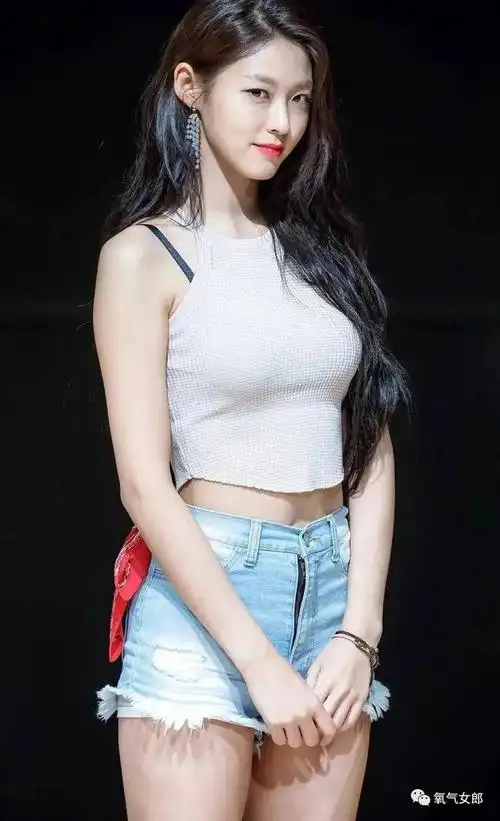 韩国美女写真集火辣性感大长腿