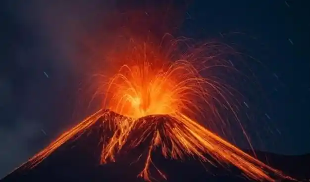 沉睡几百年的富士山,这次是真的要爆发了吗?|日本|东京|活火山|火山喷