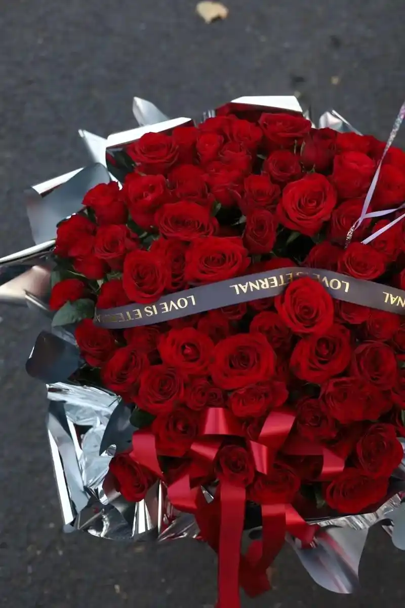 红玫瑰真的俗?#马鞍山花店