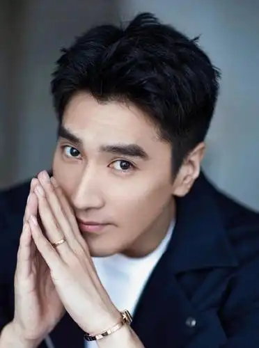 赵又廷丨演绎英朗帅气的不羁风格彰显男士搭配的魅力