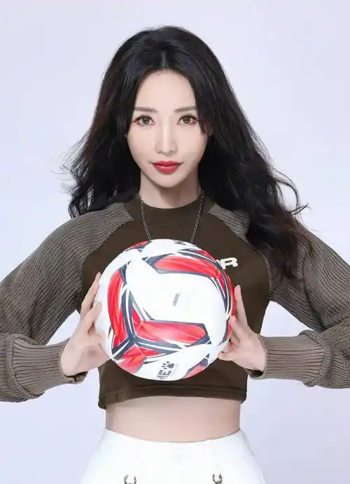 包贝尔_生活_母亲