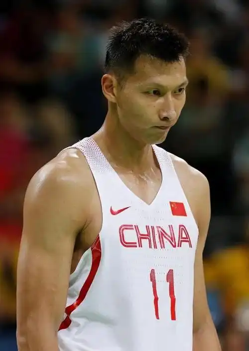 易建联宣布退役