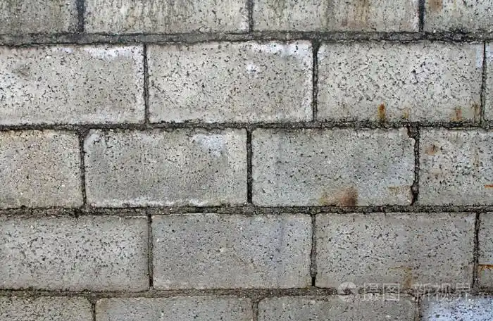 大的灰色砖的水泥墙