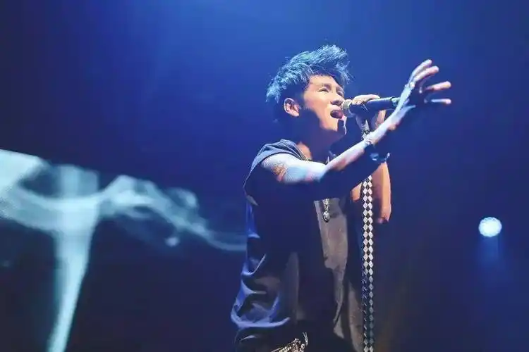 曹格「crazy for live」演唱会绝密歌单提前曝光!_reserve_演出_世界