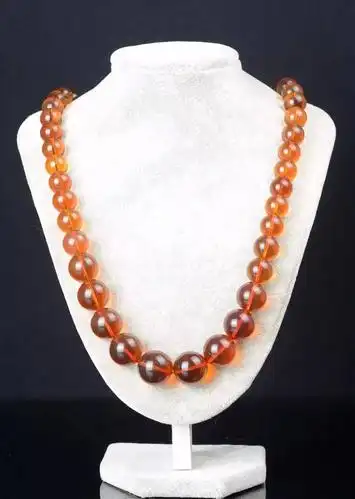 (6.27拍卖)珍稀血茶珀,颗颗精品,上身气质立显!