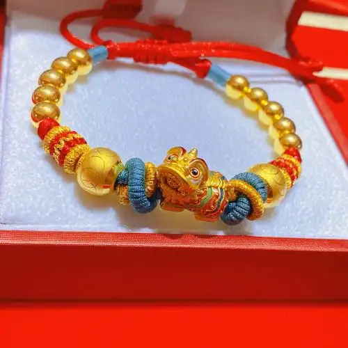 手链—足金96珐琅彩醒狮手绳佩戴醒狮亦有78吉祥如意,驱邪保平安