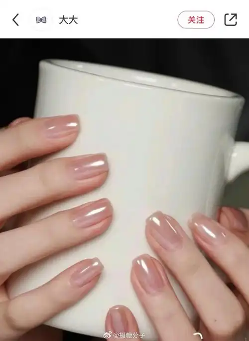存一些夏天美甲97感觉最近很适合这种清透感十足然后又带点闪的,有