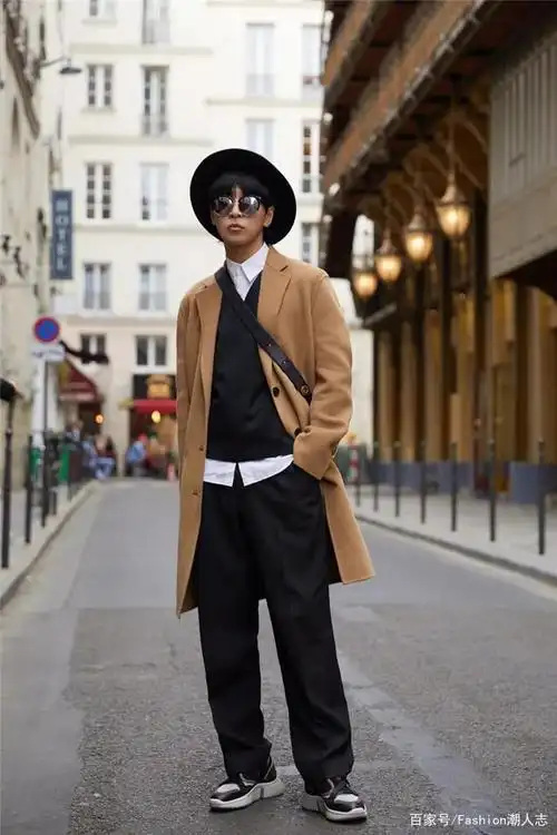 时尚达人韩火火,当红女明星背后的男人,土系穿搭让你着迷