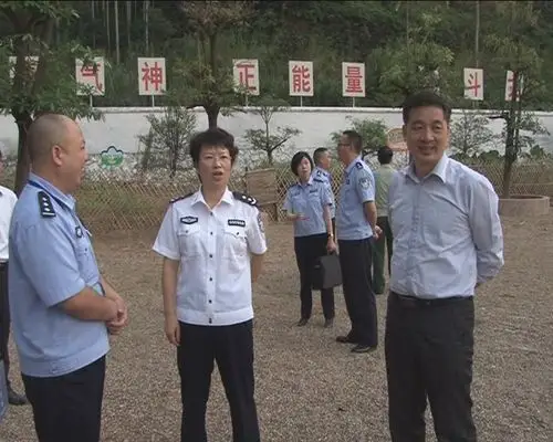 省公安厅领导到我县开展"暖警工程"专题调研