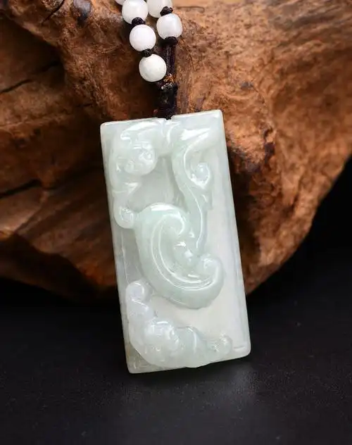 a货翡翠吉祥如意玉牌