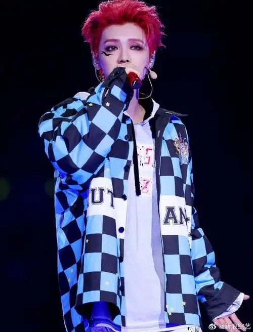 鹿晗半夜预告新歌