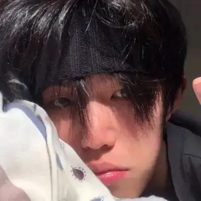 头像丨男生总想把世界上最好的都给你