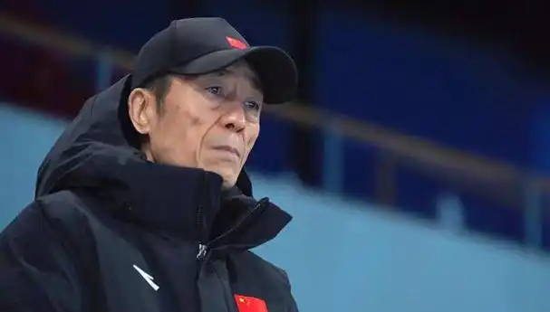 张艺谋得知真相后,感动并致敬-凯瑞网