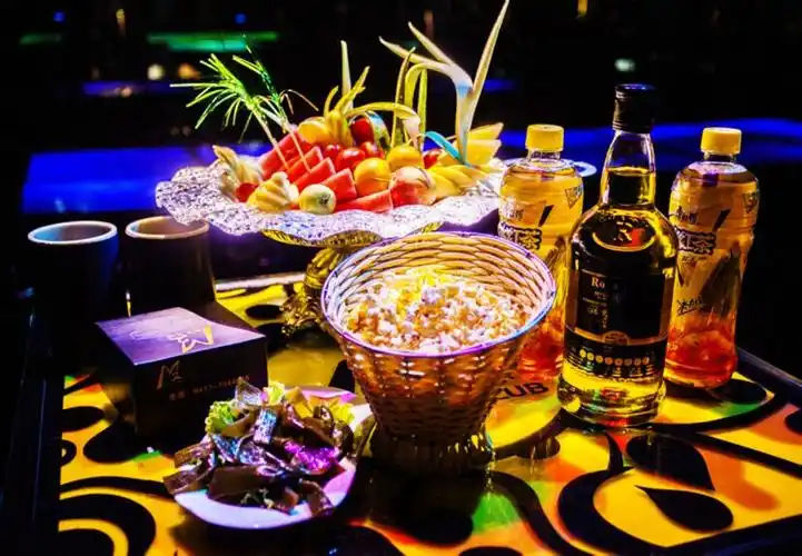 m2酒吧(昆仑大街店)